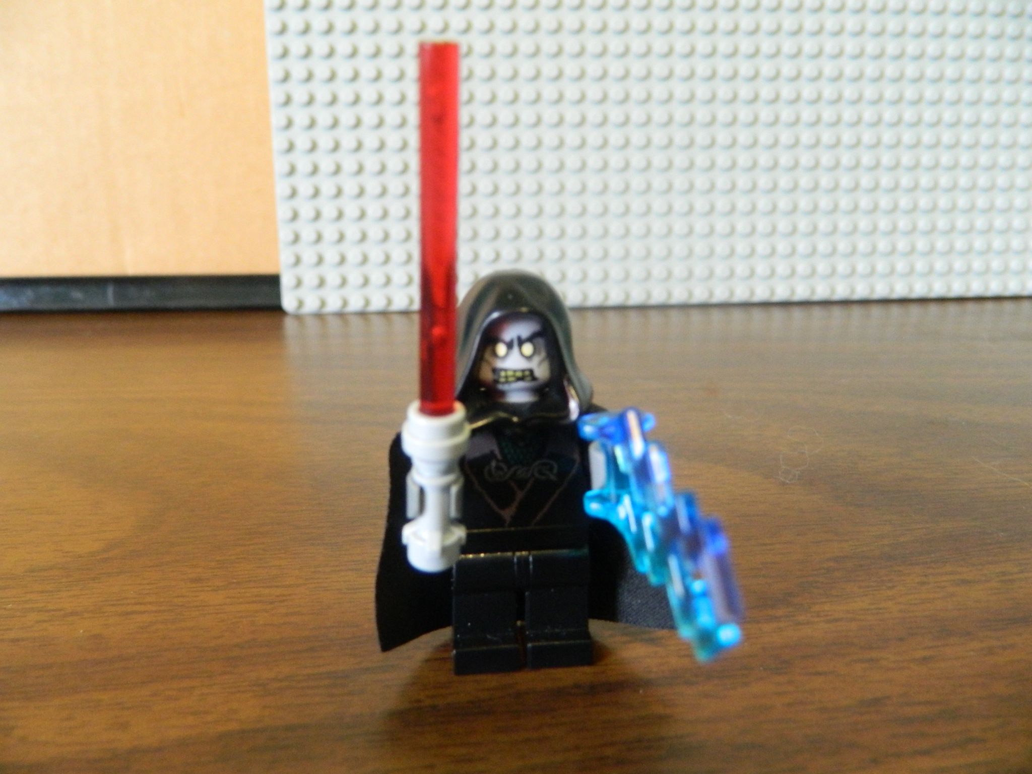 emperor_palpatine_minfigure.jpg