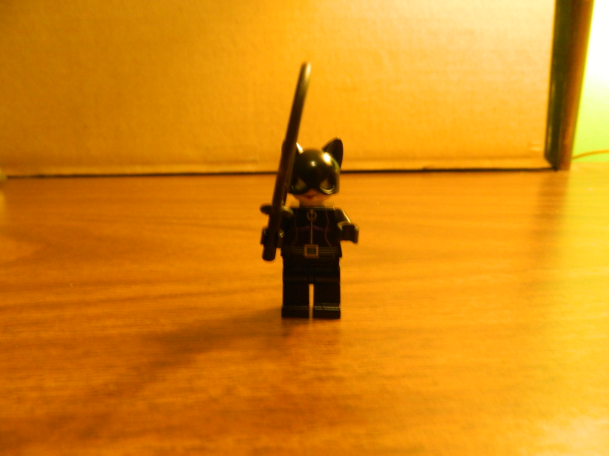 catwomen_minifigure.jpg