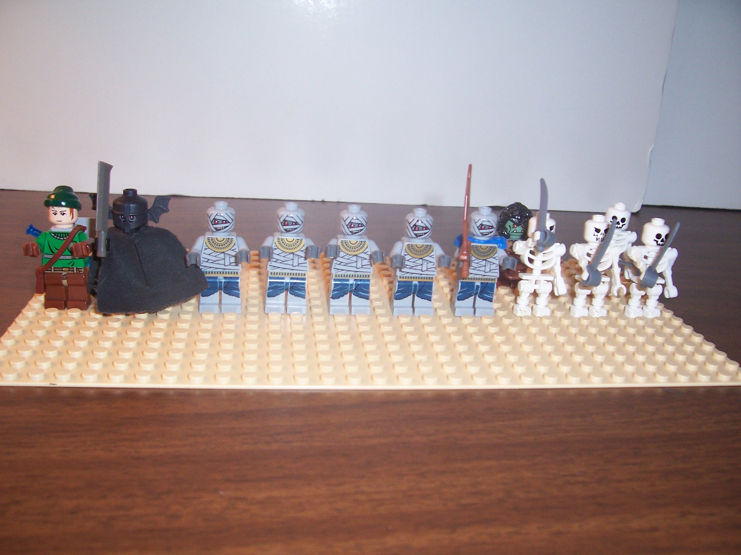 arbiters_grounds_minifigures.jpg