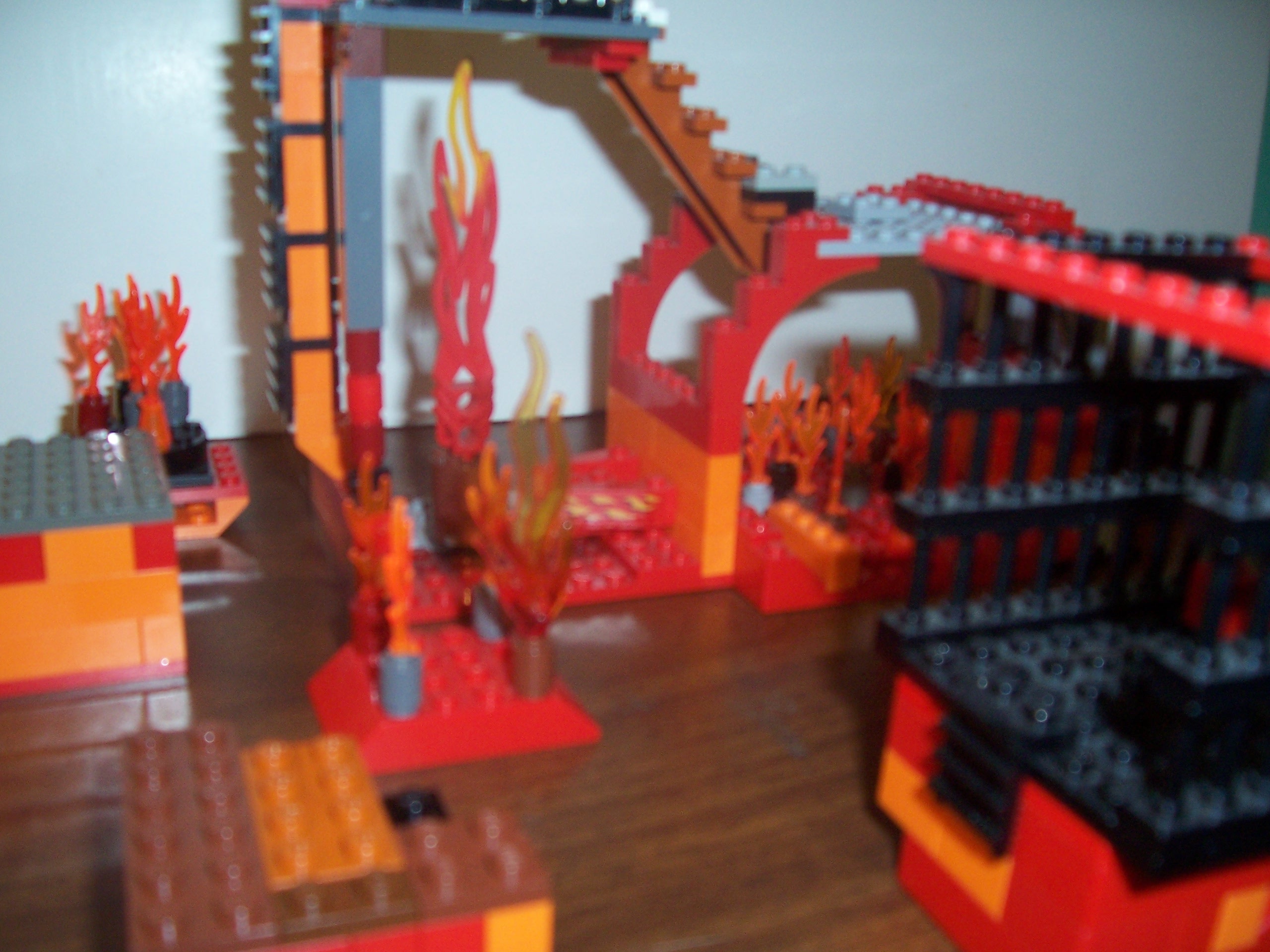 big_flame_under_metal_walkway_closeup_1.jpg