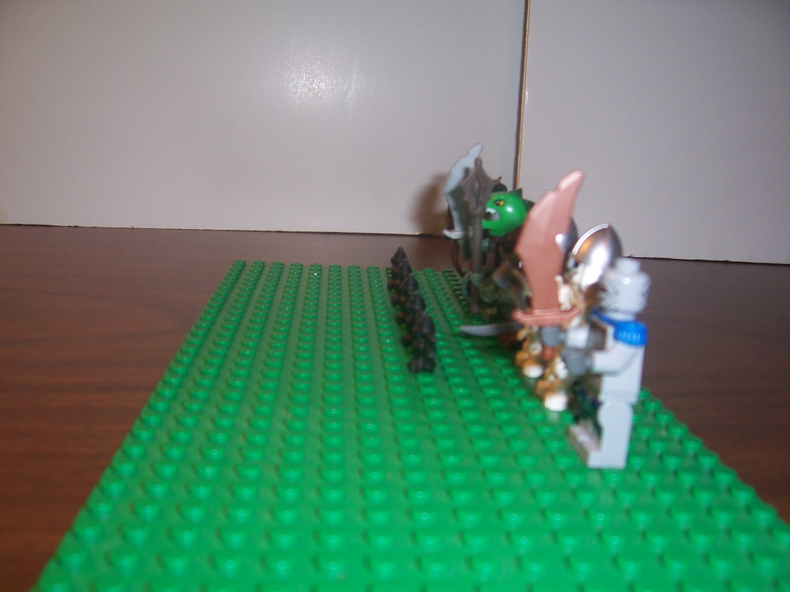 goron_mines_minifigures_side_veiw_1.jpg