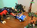 trexes_attack_jeep_2.jpg