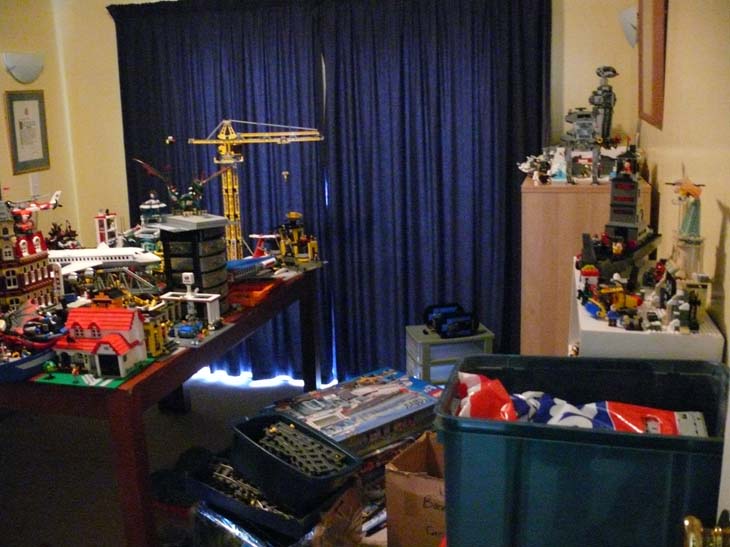 lego_room_3.jpg