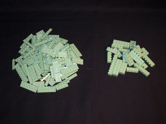 7194_yoda_sand_green_plates_and_bricks.jpg