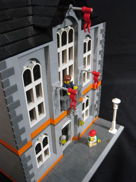 moc_lego_college_facade.jpg