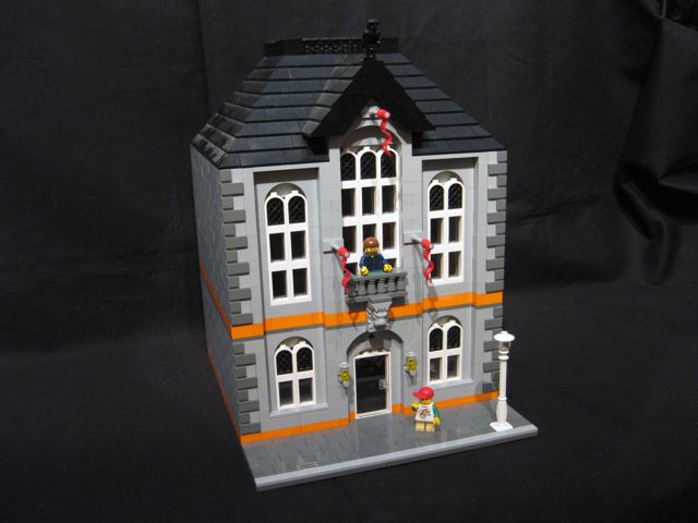 moc_lego_college_front_oblique.jpg