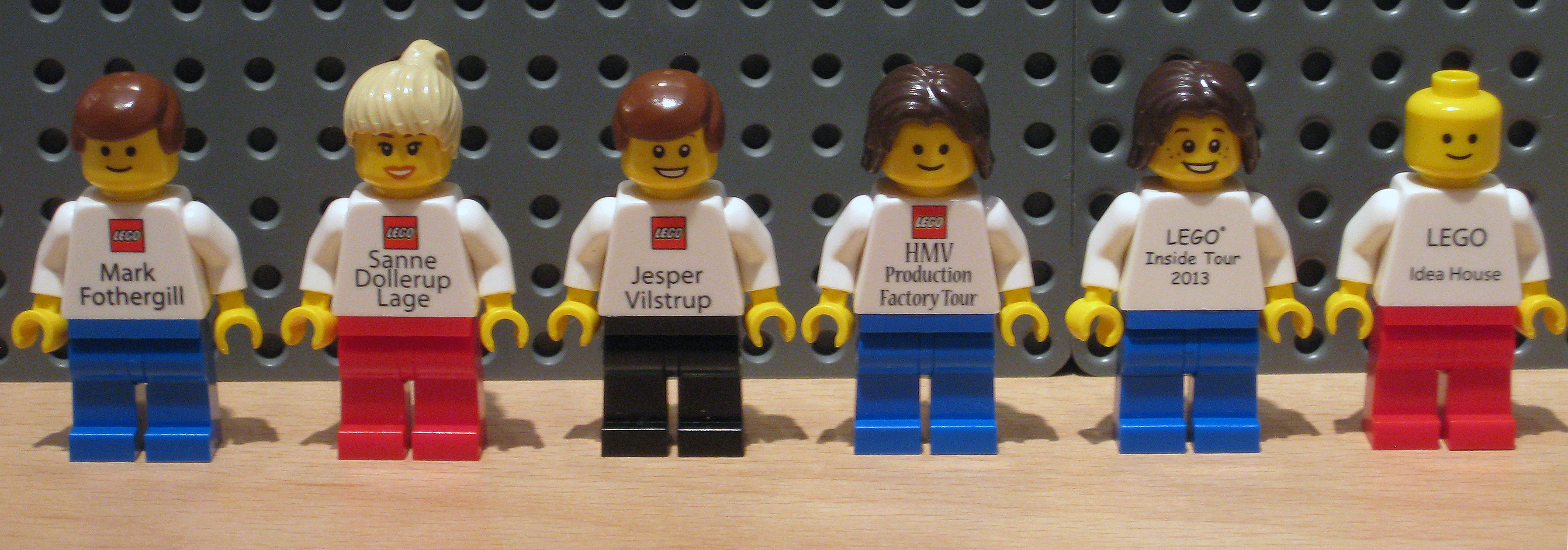 inside_tour_minifigs.jpg