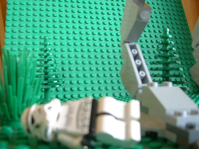 lego_endor_trooper_and_ewok_011.jpg