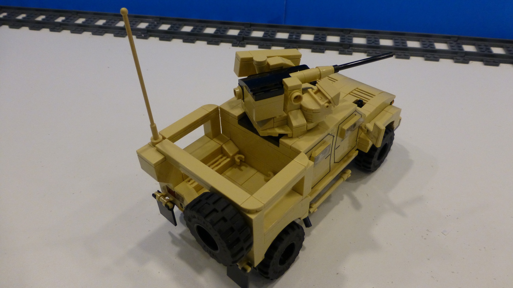 j8.jpg