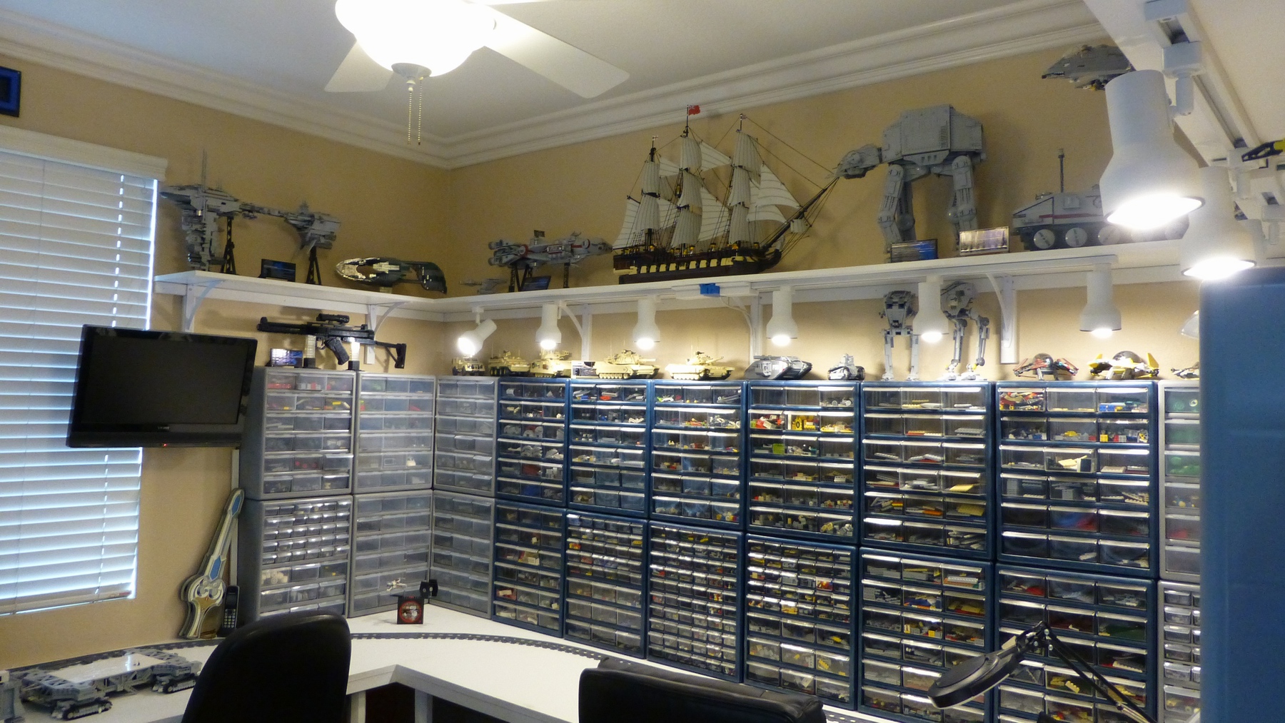r2.jpg