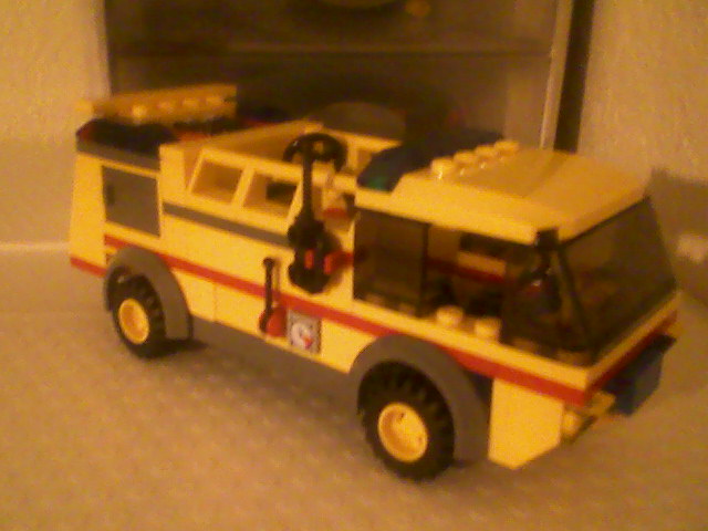 apoc_fire_truck.jpg