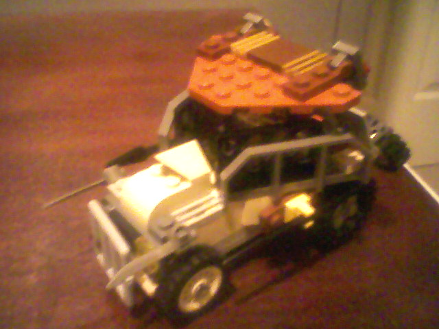 apoc_jeep_2_c.jpg