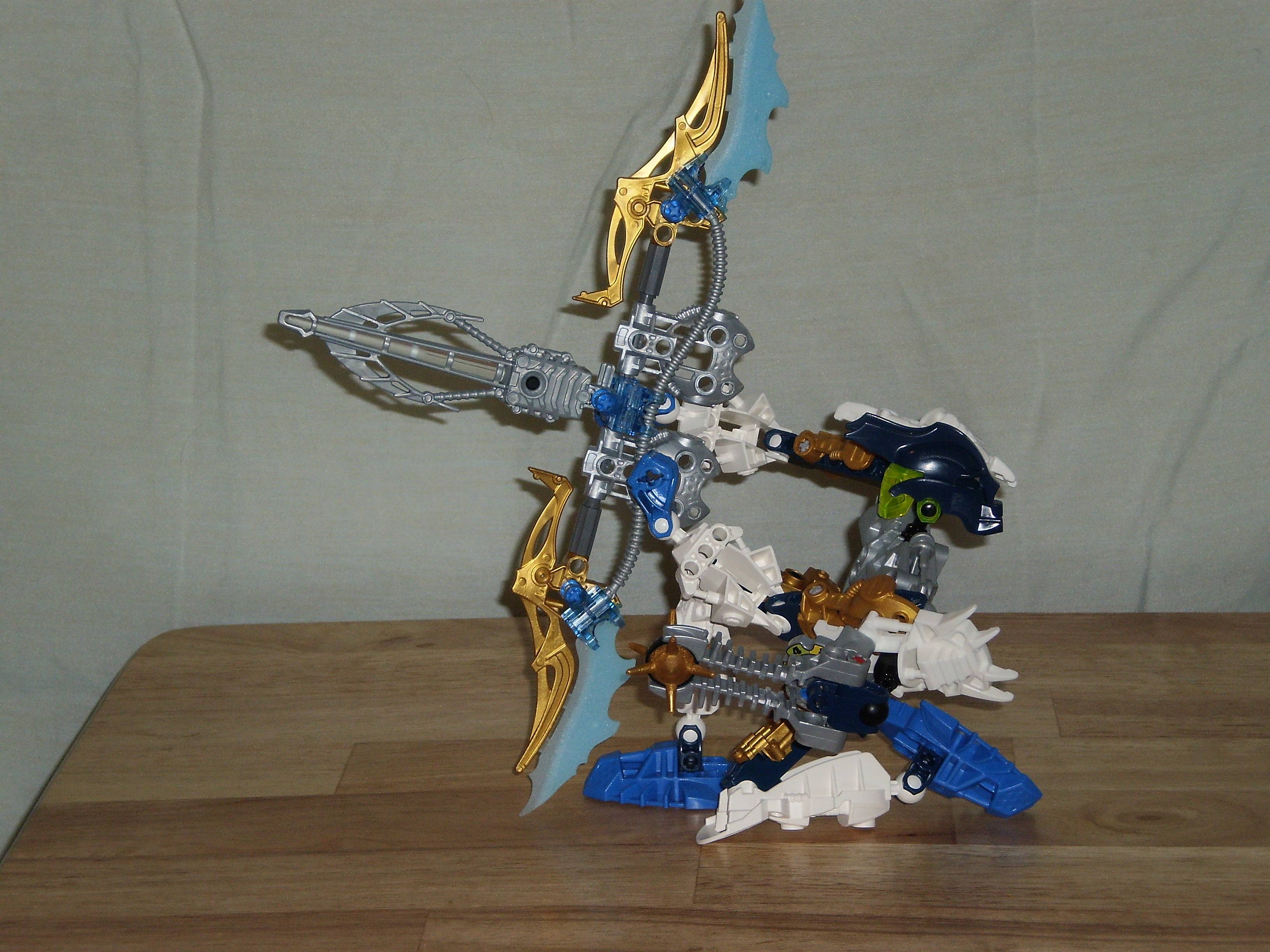 bionicle_002.jpg