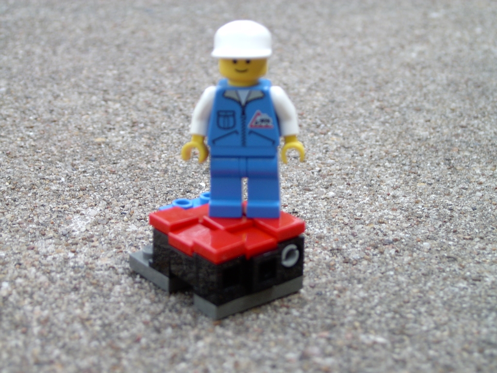 cobblestone_withminifig.jpg