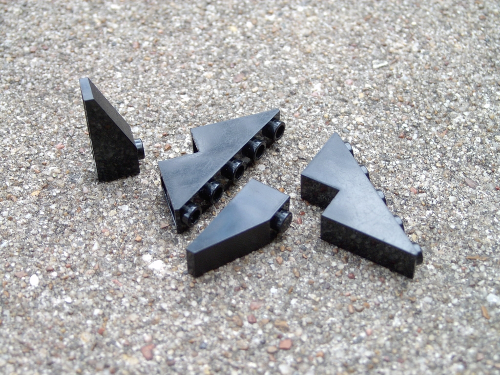 pylon1_parts.jpg