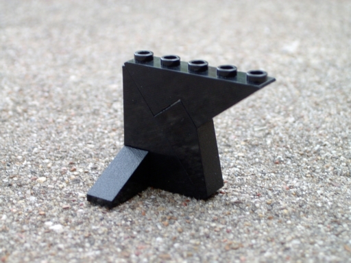 pylon1_puttogether-384x512.jpg