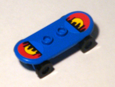 j-1minifigs-skateboard.jpg