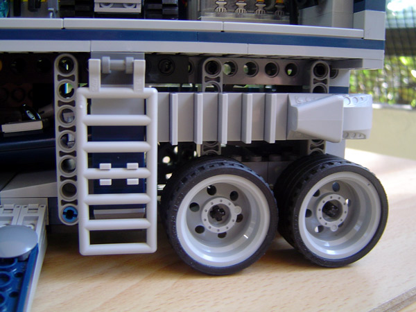 8635ladderdetail.jpg