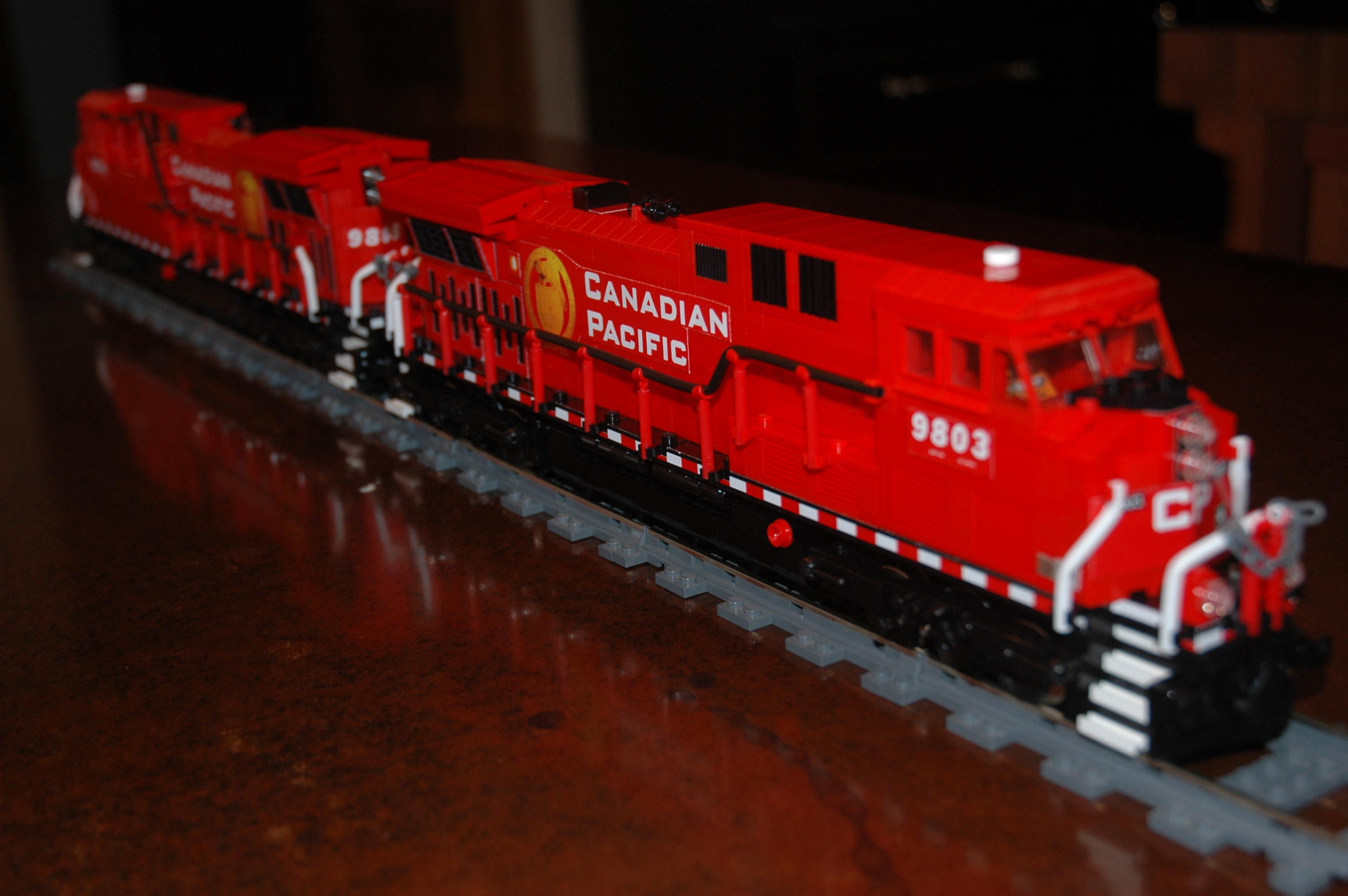 a_lego_cp_freight_engine_ac4400cw_main.jpg
