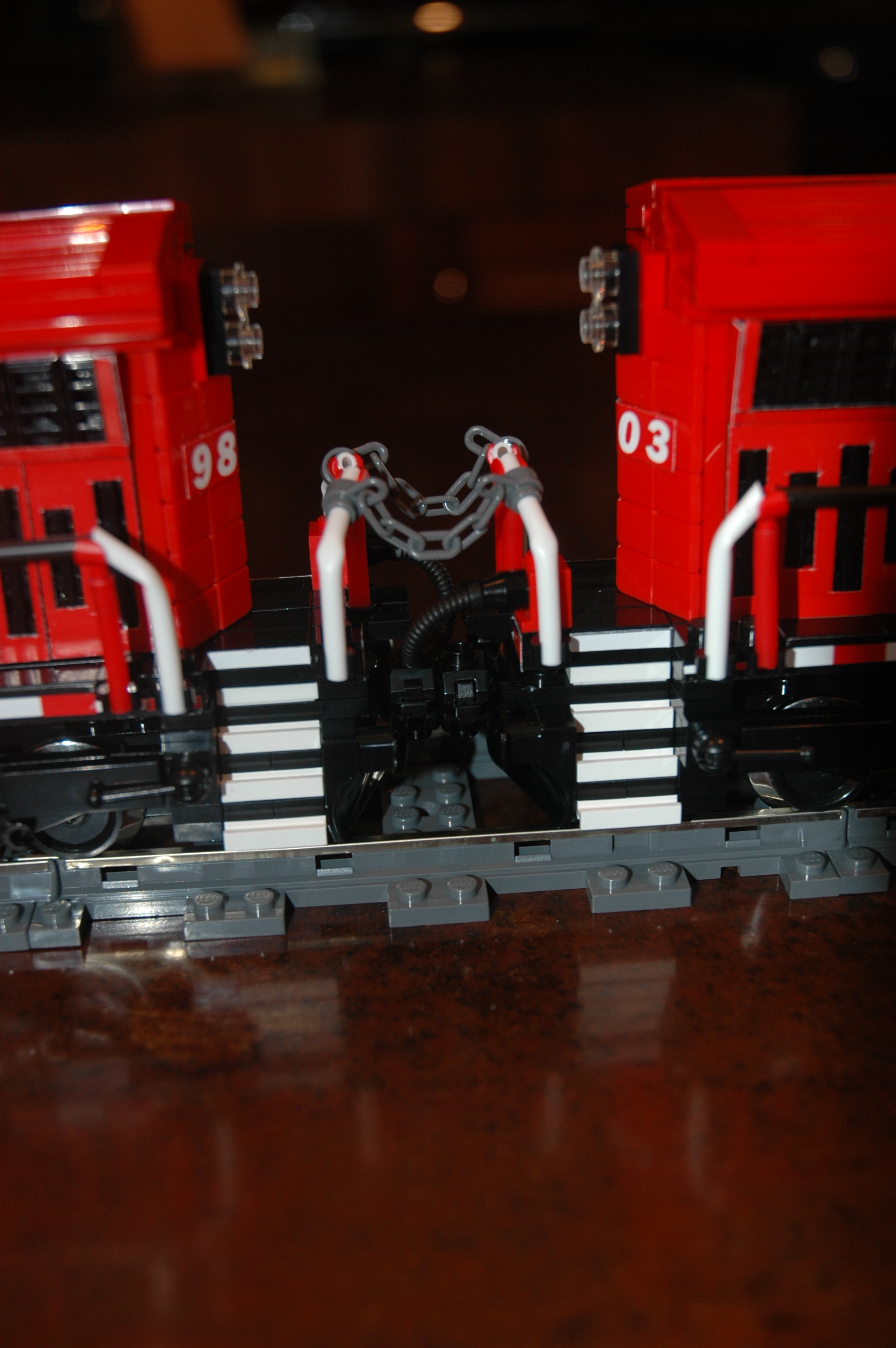 lego_cp_freight_engine_ac4400cw_cp9803_cp9808_rear.jpg