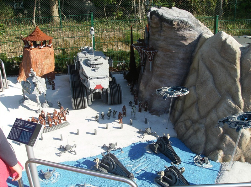 miniland030.jpg