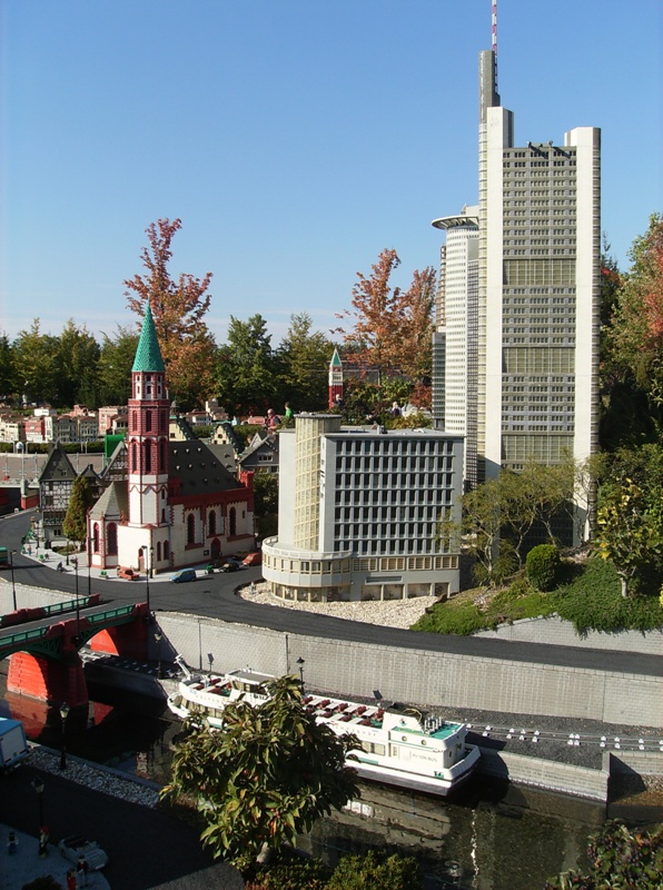 miniland056.jpg