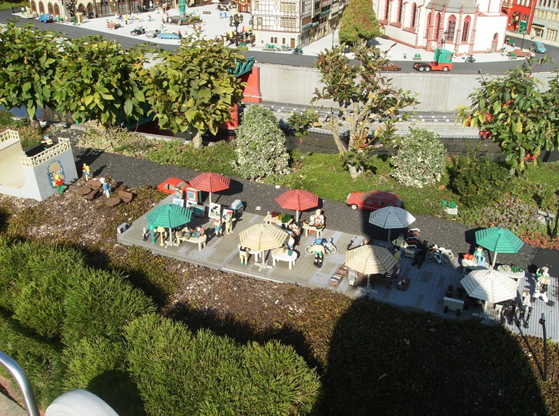 miniland060.jpg