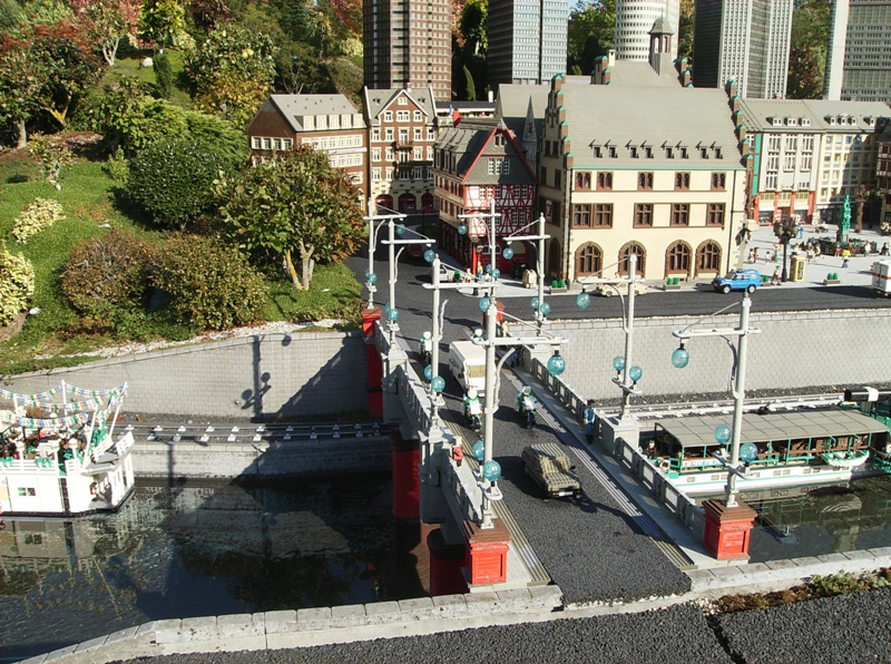 miniland063.jpg