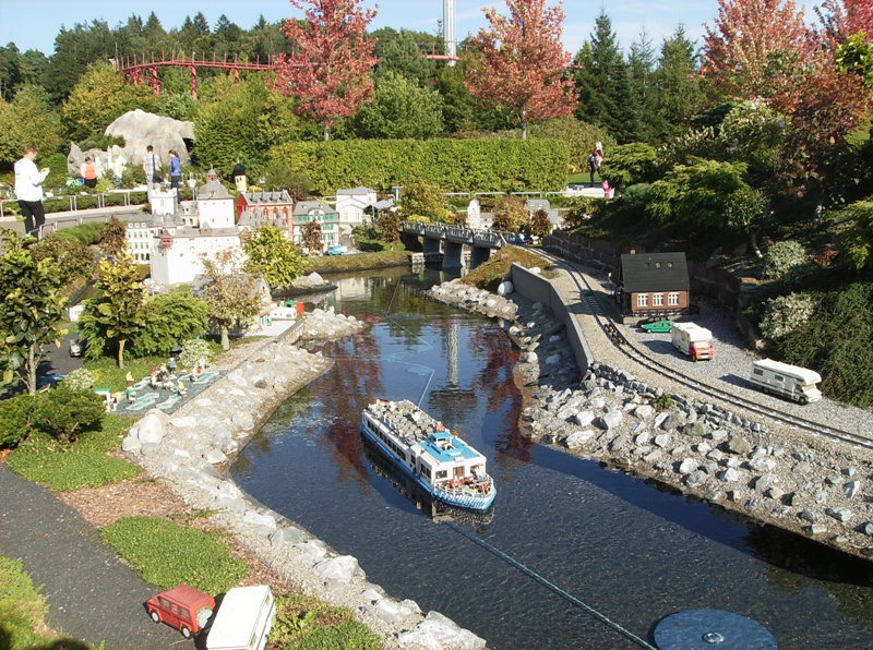 miniland064.jpg