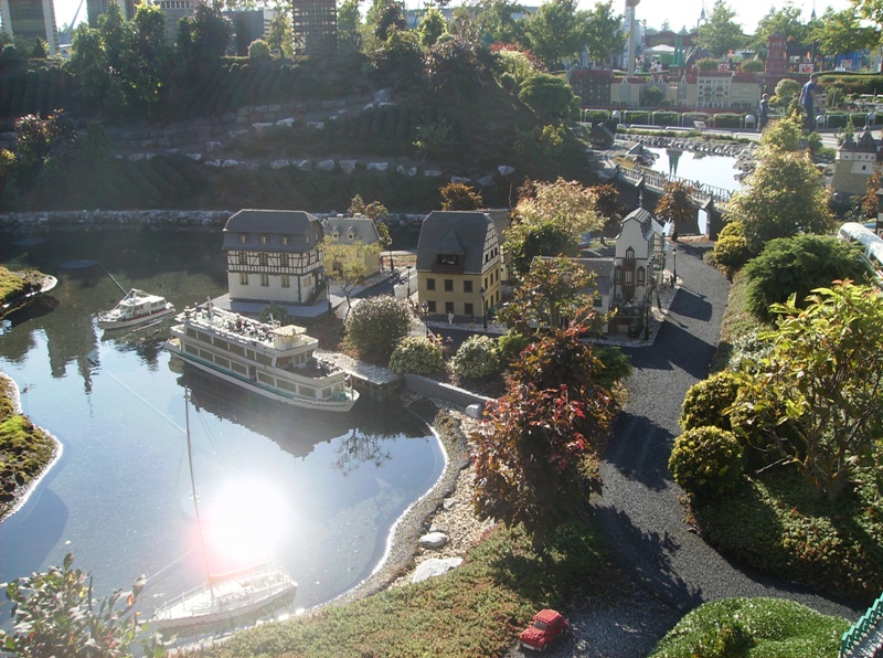 miniland068.jpg