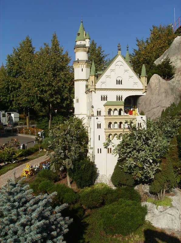 miniland082.jpg