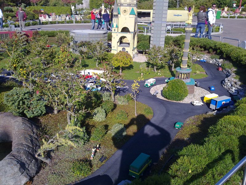 miniland120.jpg