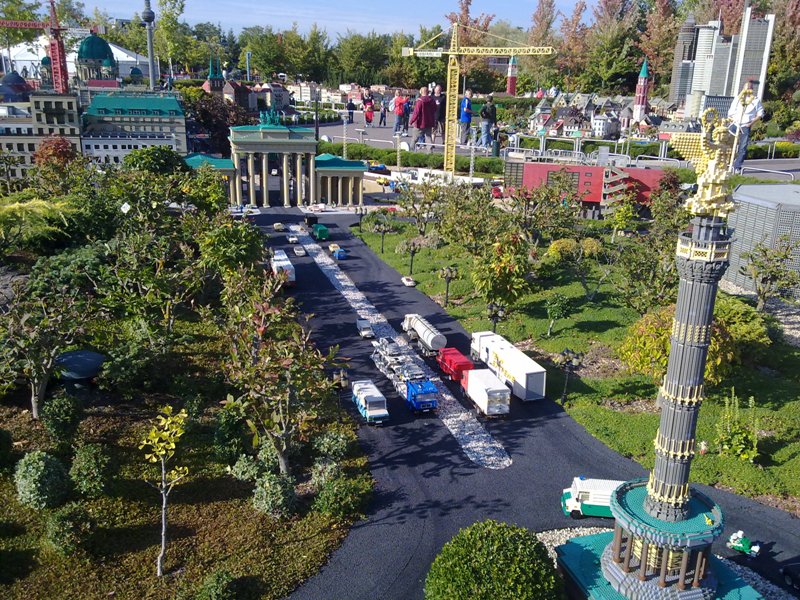 miniland121.jpg