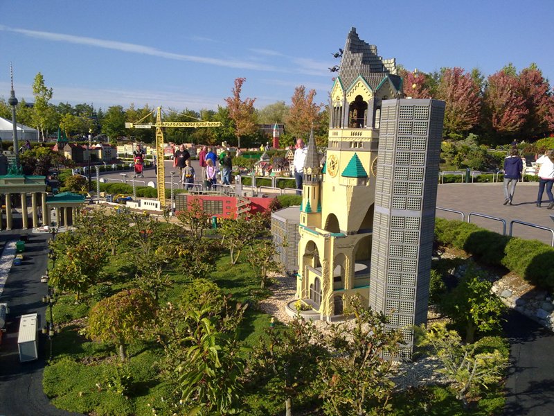 miniland122.jpg