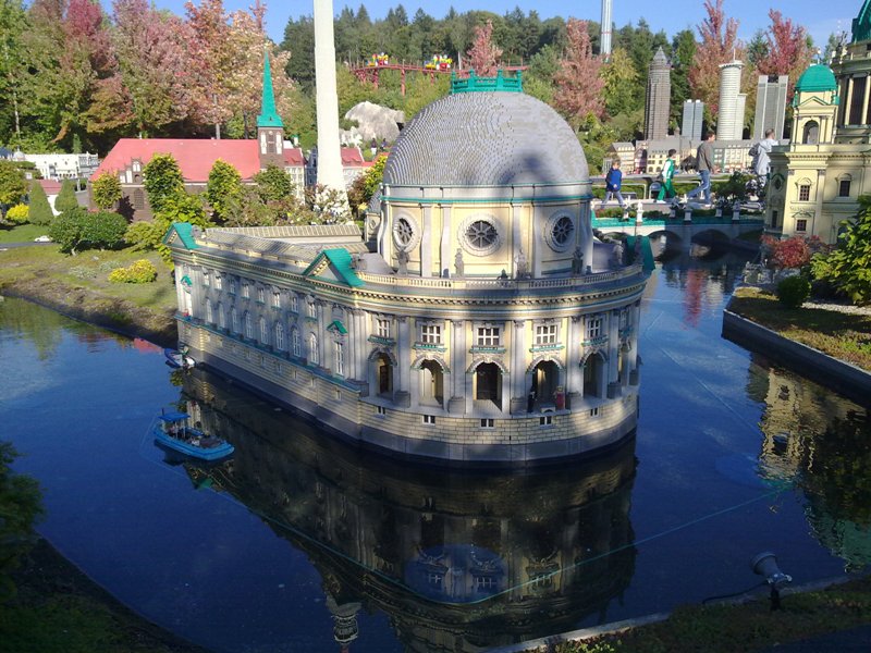 miniland145.jpg