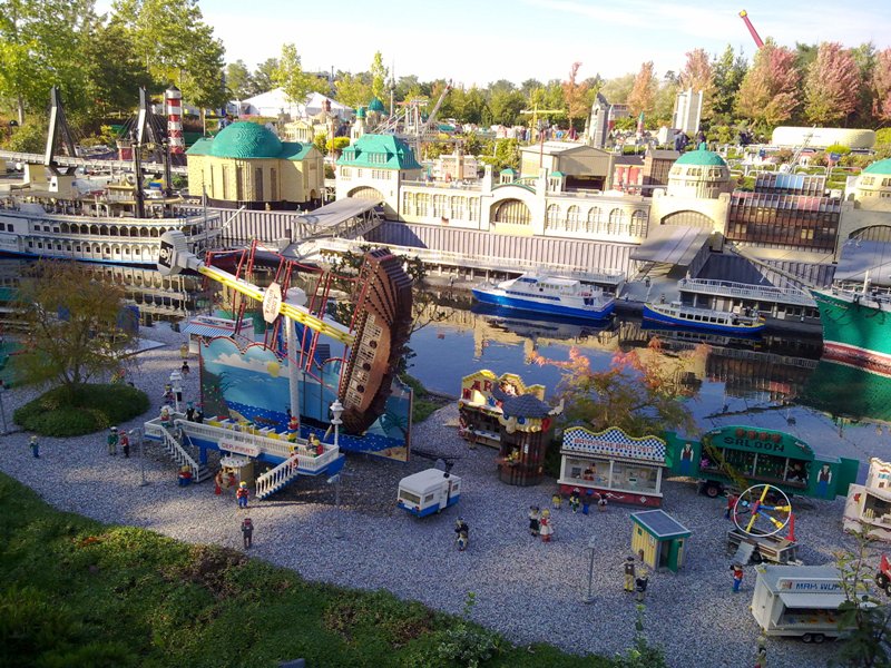 miniland181.jpg