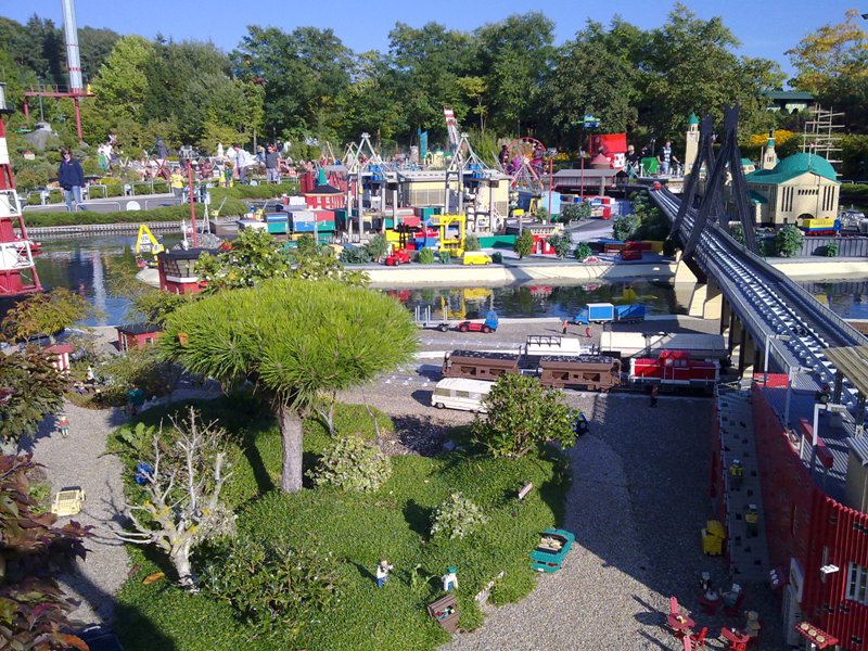 miniland190.jpg