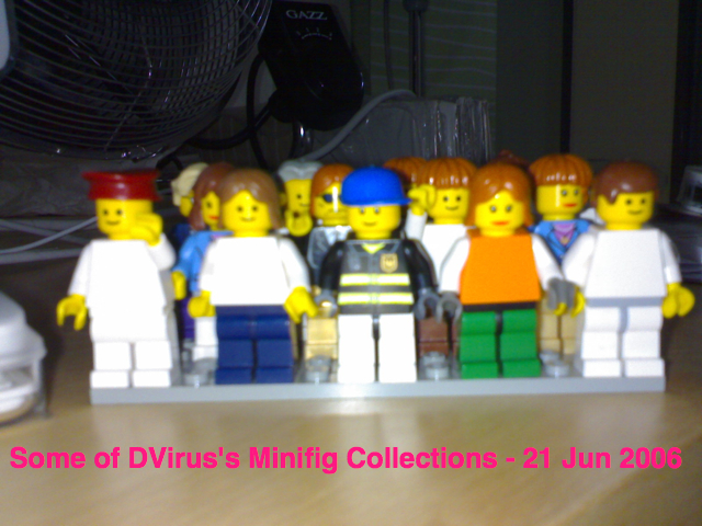 minifigs_21jun06a.jpg
