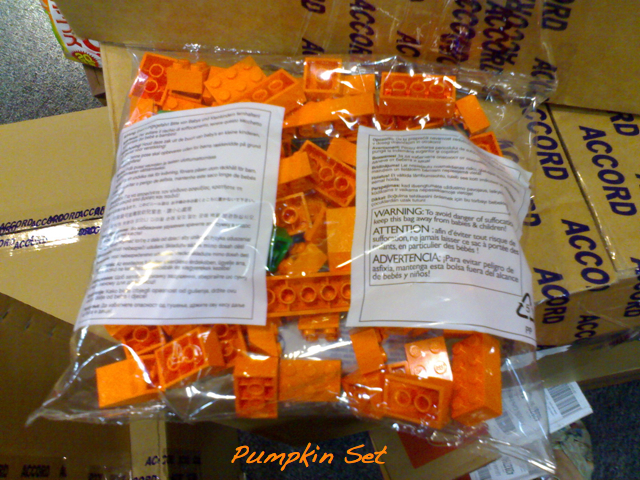 pumpkinset30jun06.jpg
