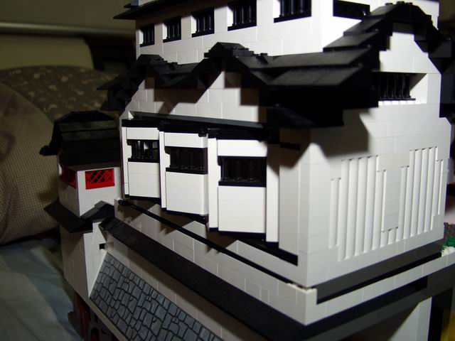 q_castle1y.jpg