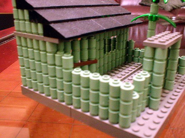 pb100034.jpg