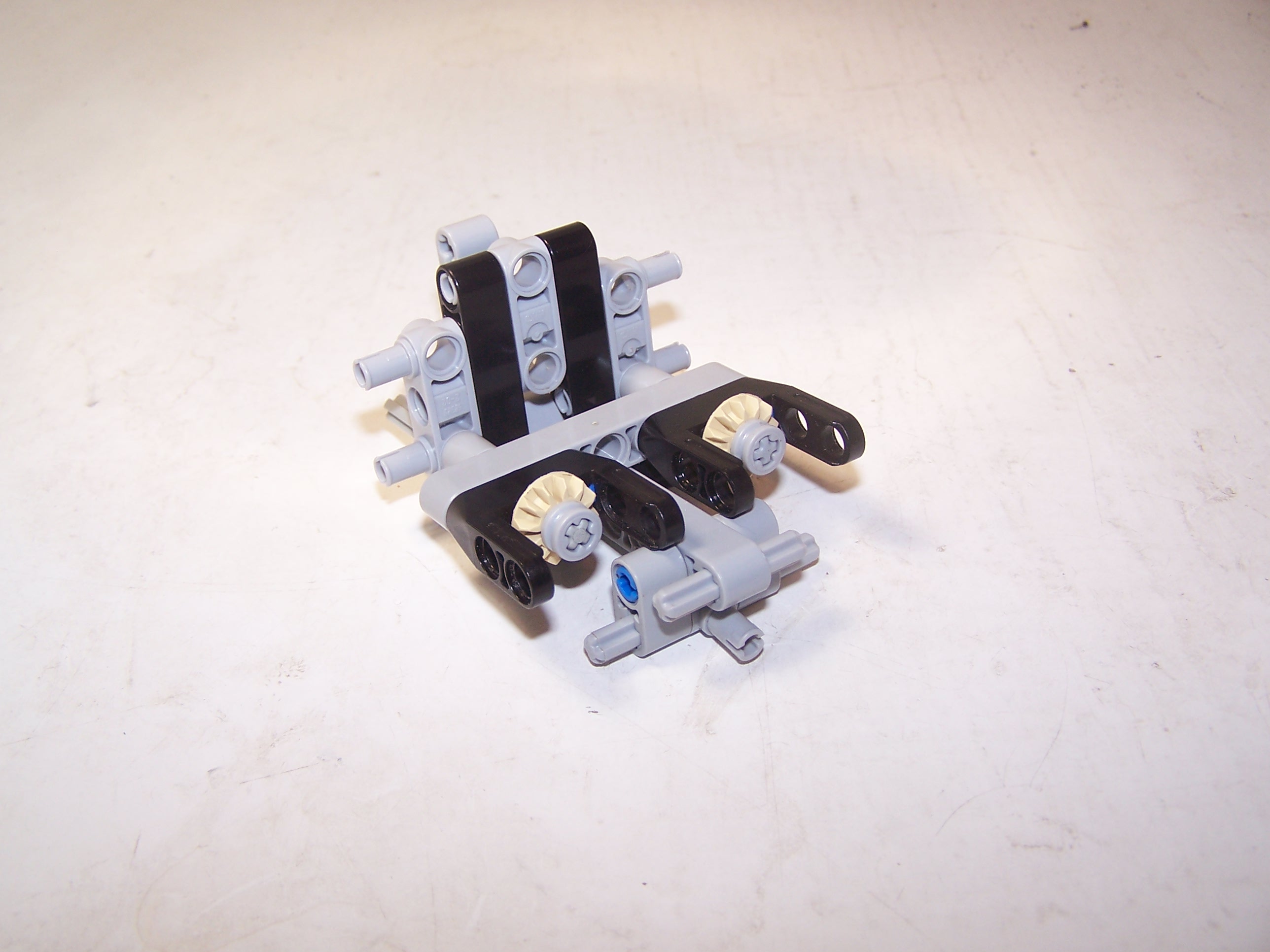 axle002.jpg