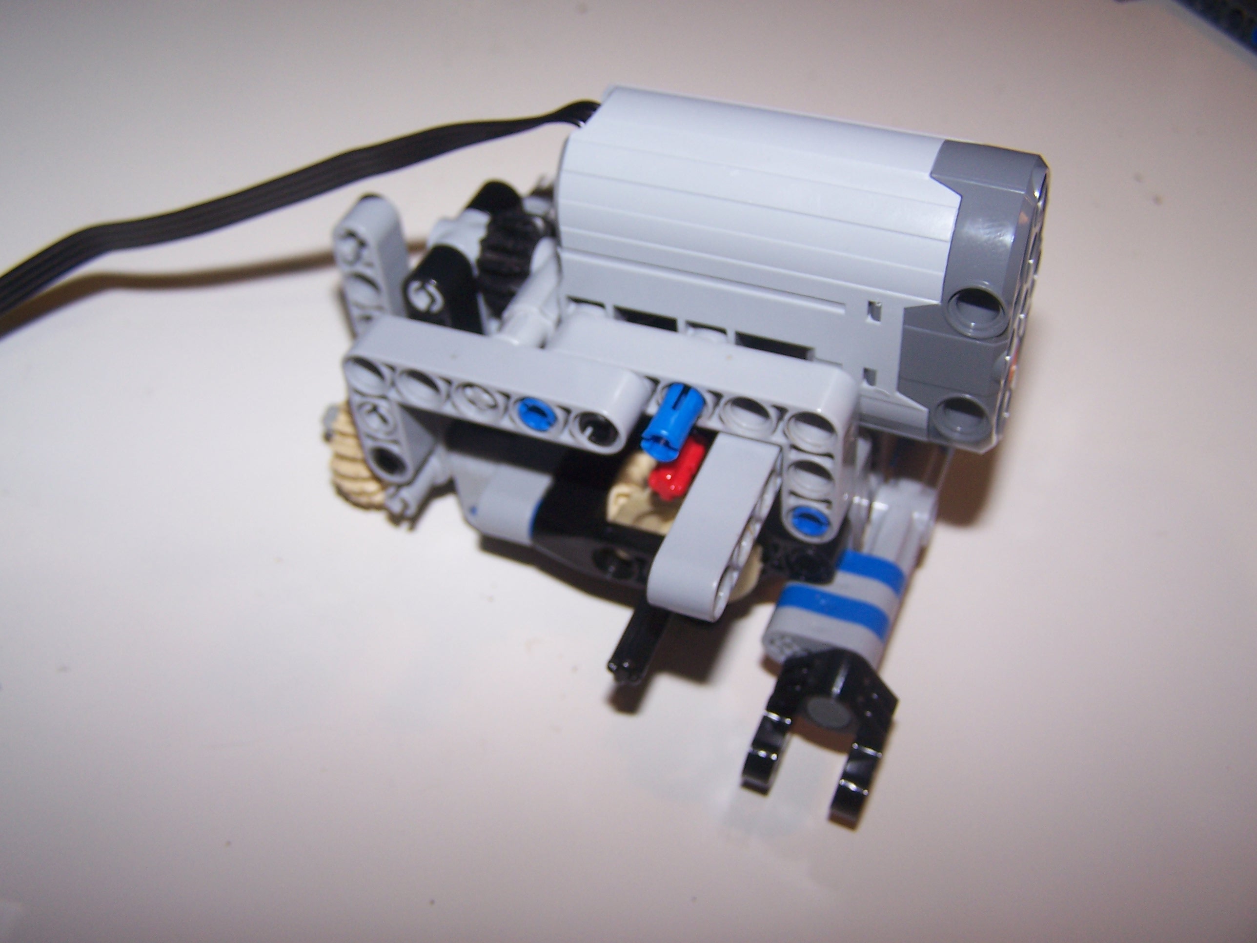 axle020.jpg