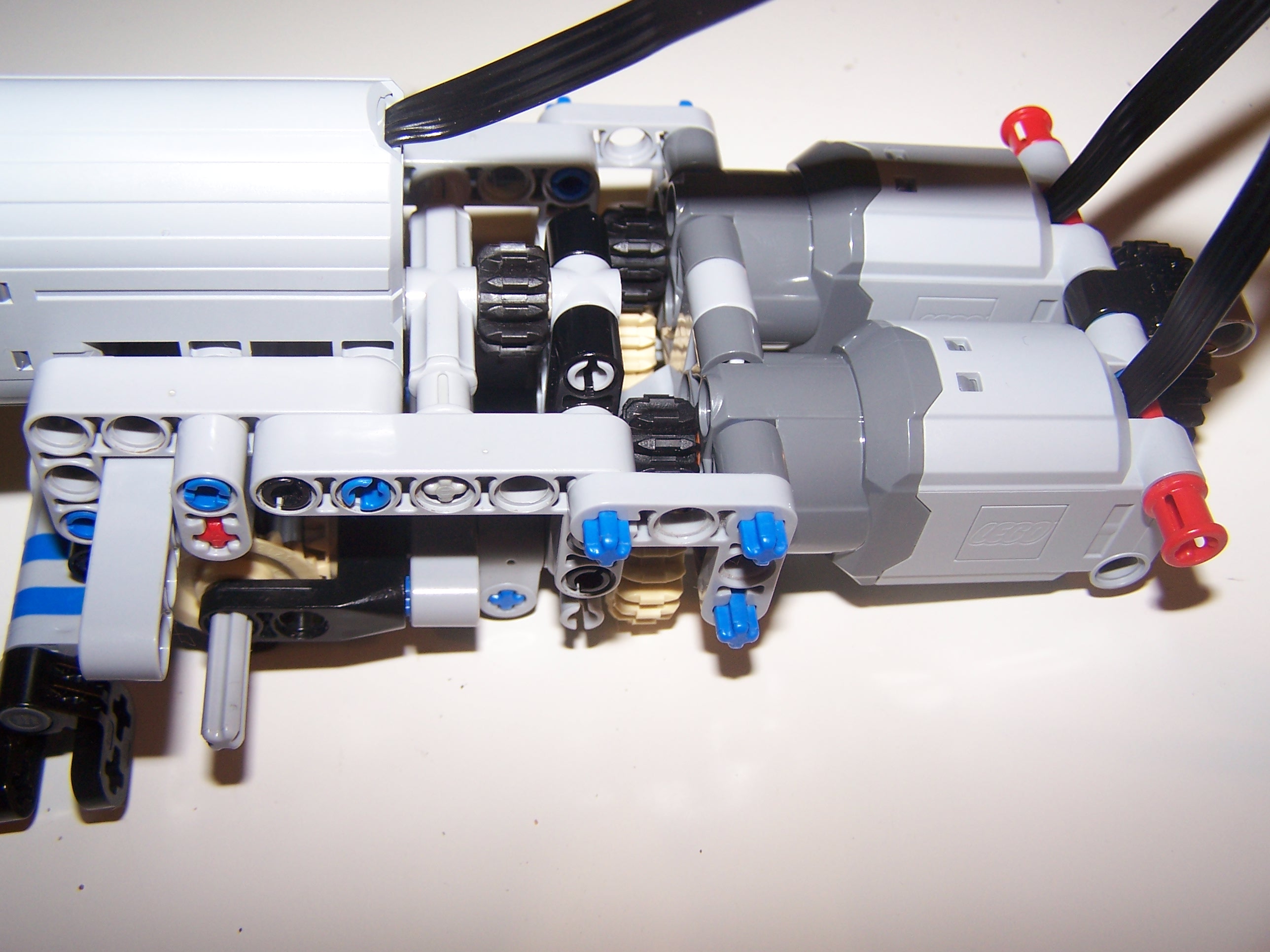 axle028.jpg