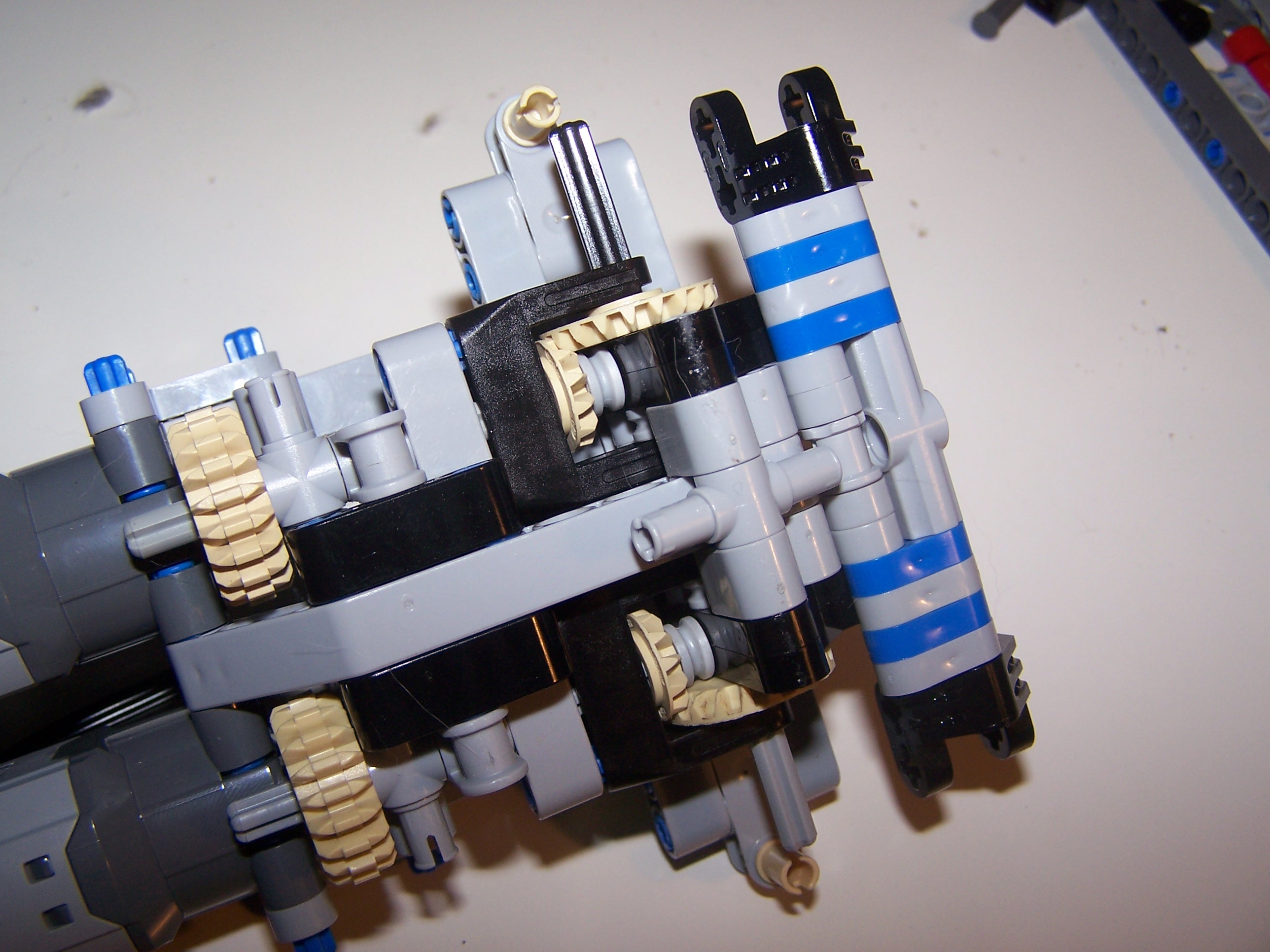 axle031.jpg