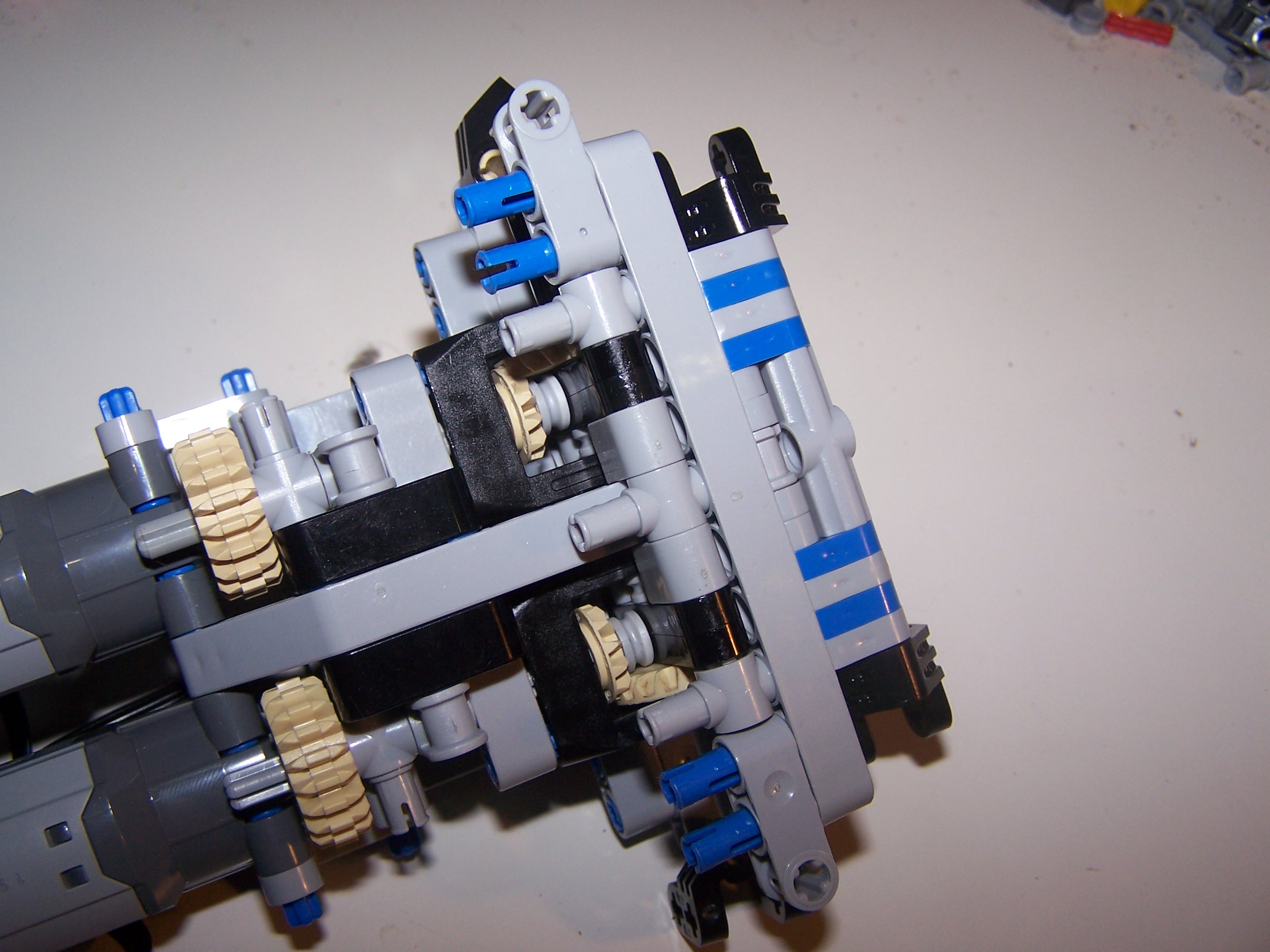 axle035.jpg