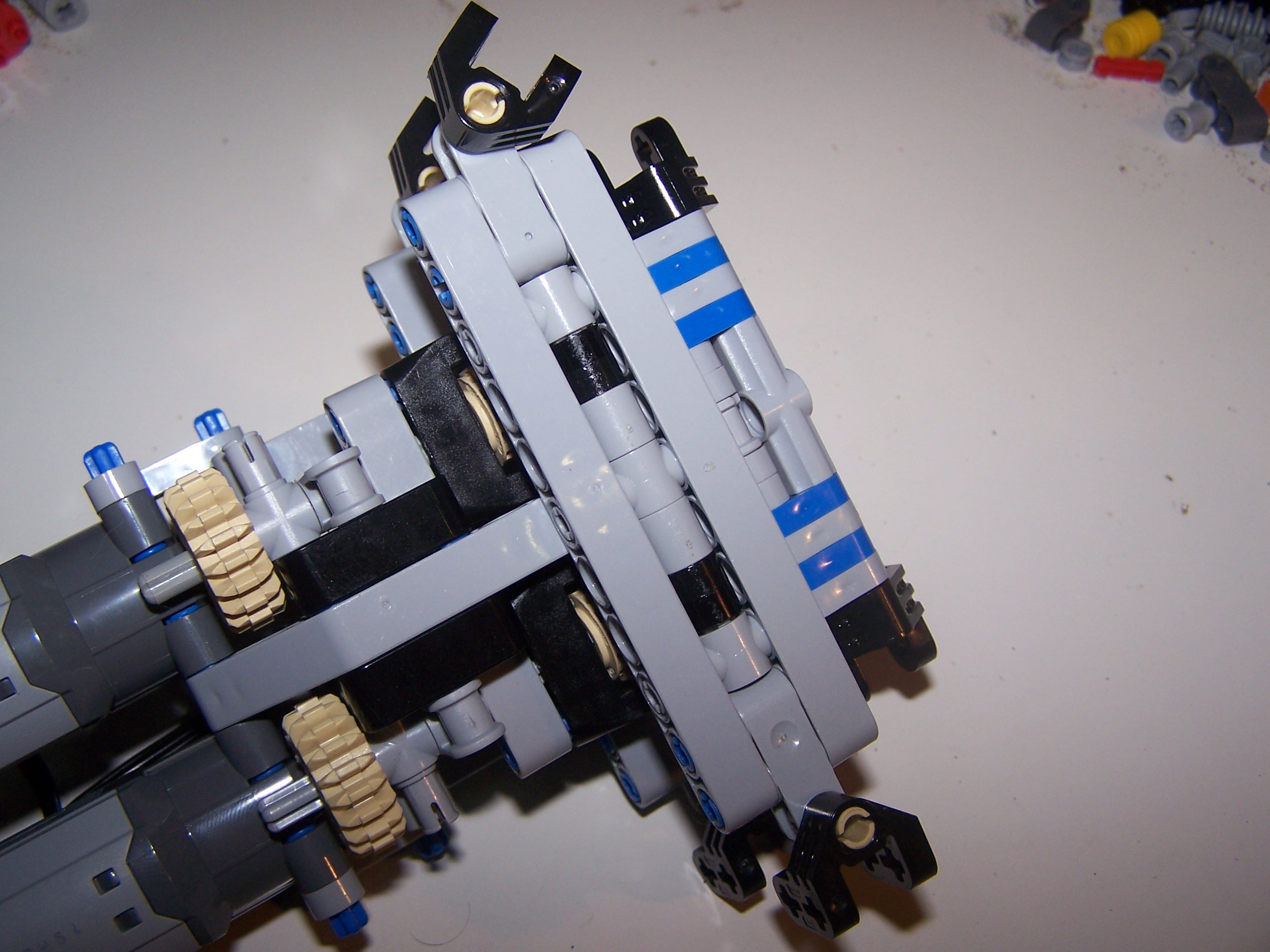 axle036.jpg