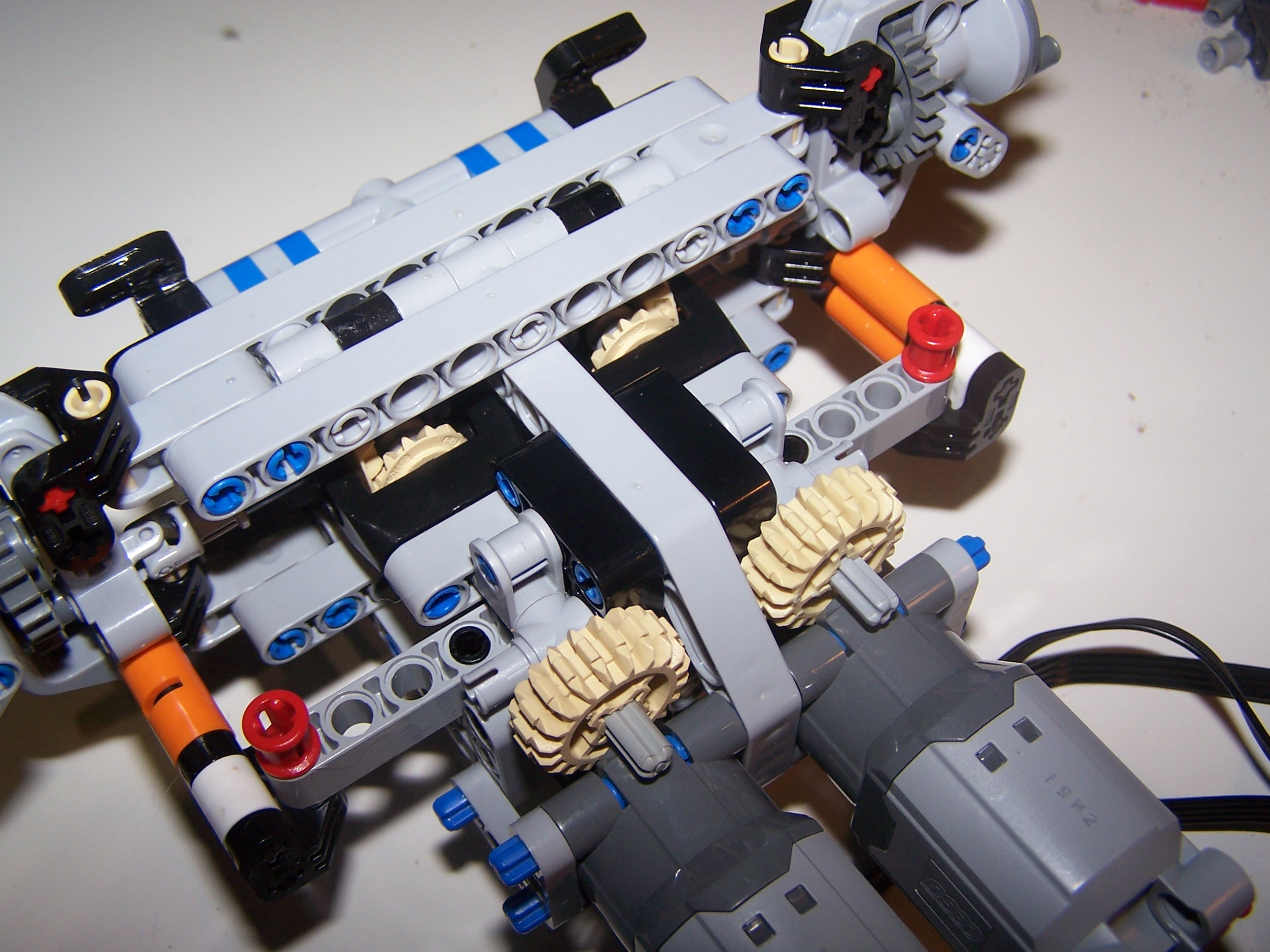 axle041.jpg