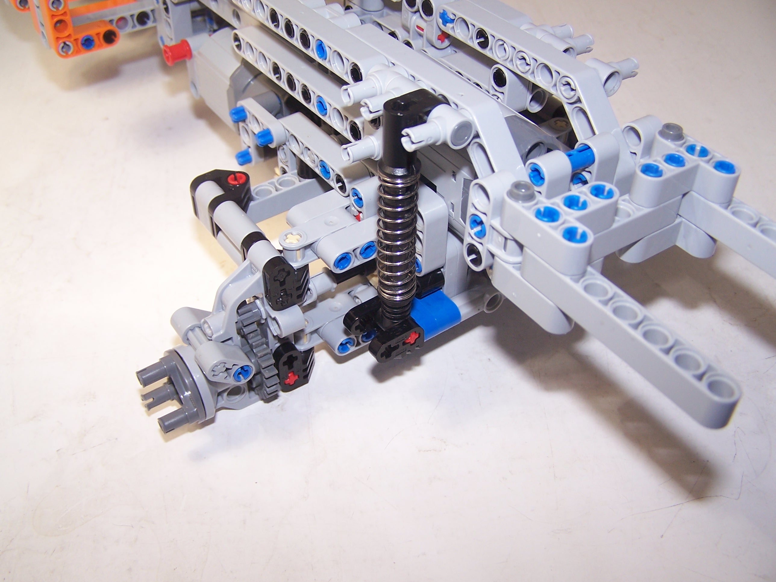 chassis010.jpg