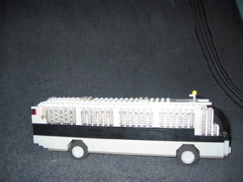 bus2.jpg